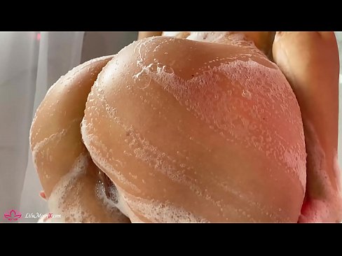 ❤️ Brunetė masturbuoja putytę su vibratoriumi iki intensyvaus orgazmo duše Porno prie lt.porno24-7.ru ❌❤